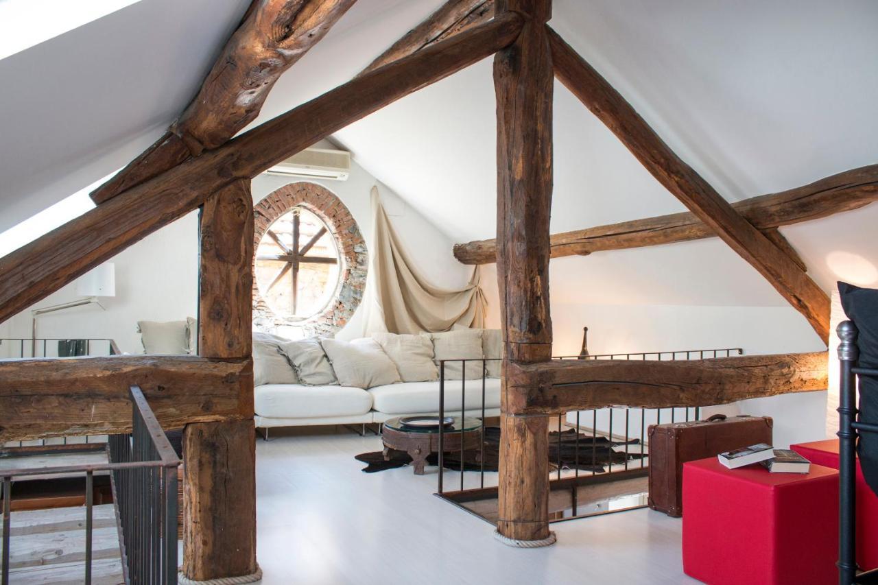 Rustic Suites At The Pier Of Brienno - The House Of Travelers Экстерьер фото